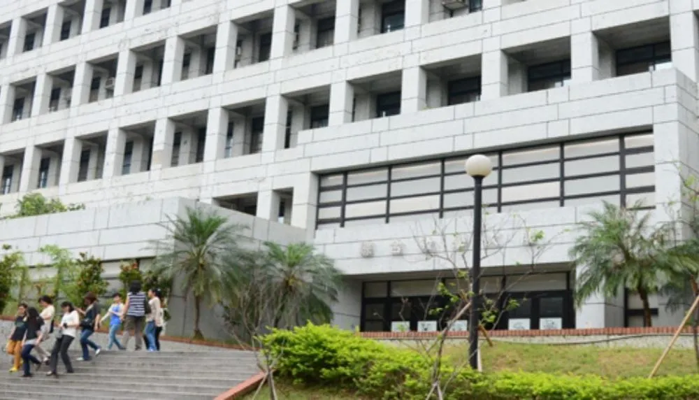 台北市勞動局職提供業訓練期間托兒、托老費用補助。(資料圖/翻攝畫面)