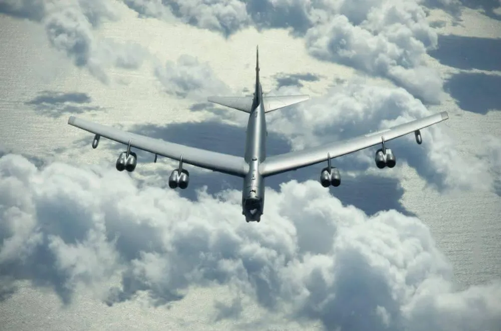 圖為B-52同機型轟炸機。(圖取自美國國防部網頁defense.gov)