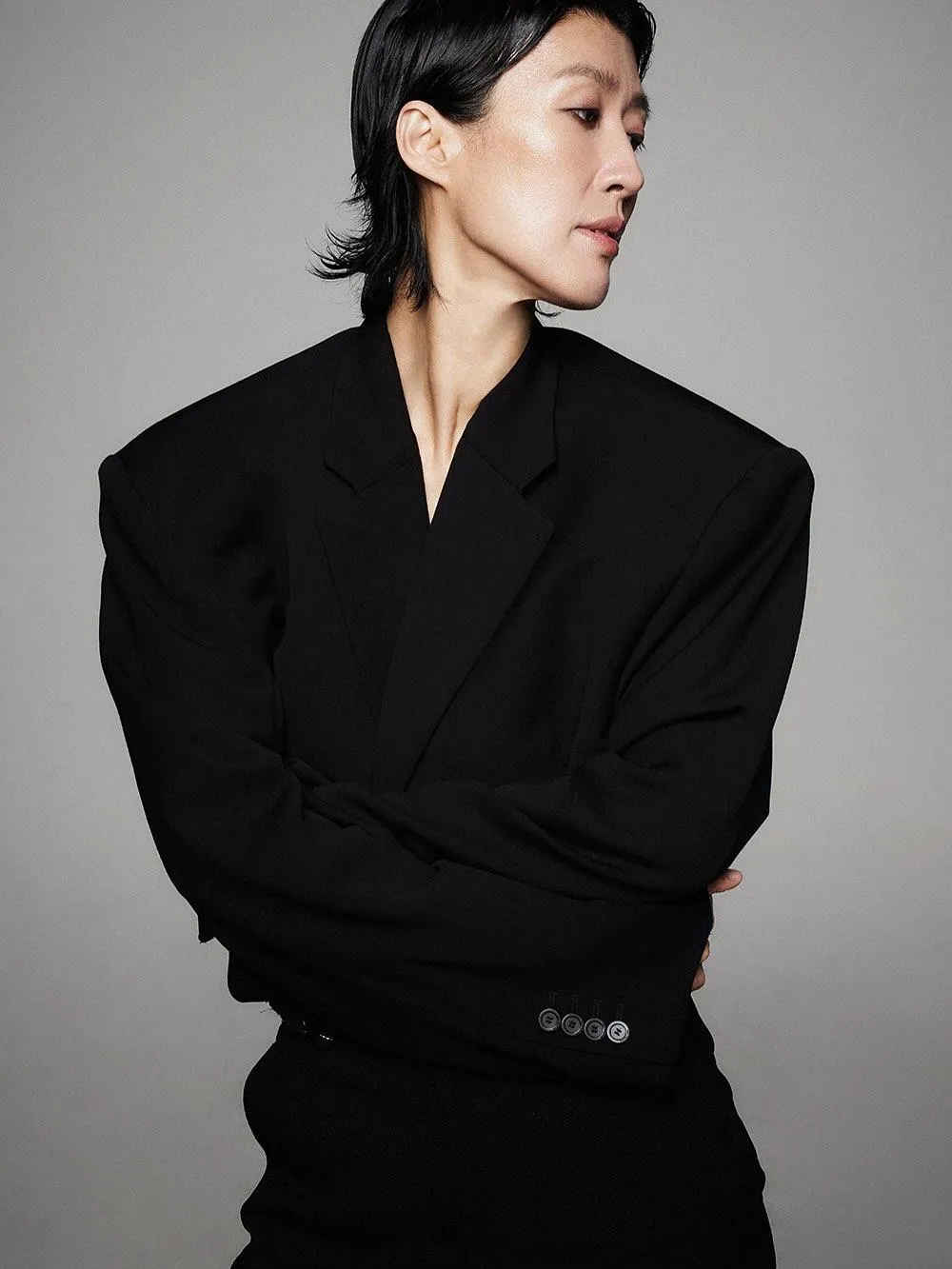 韓星洪真慶6日宣布離婚,與企業家前夫結束22年婚姻關係。(圖/翻攝自洪真慶IG)