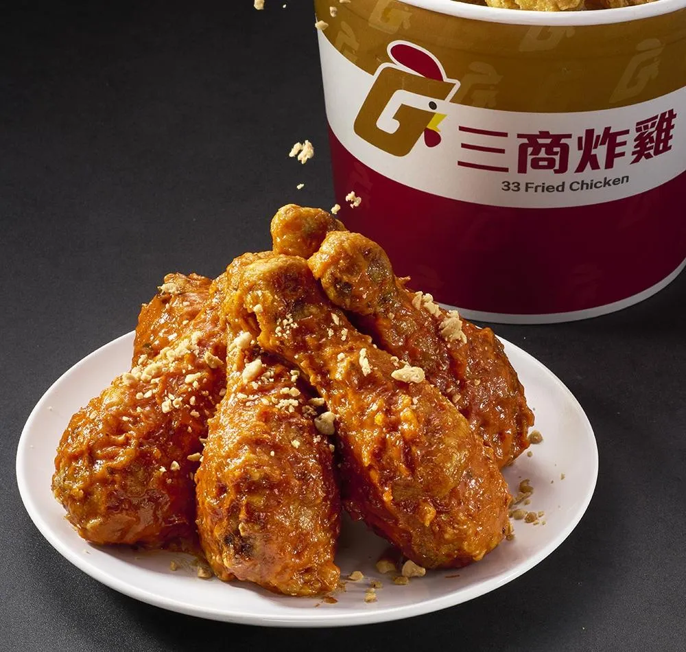 三商炸雞新品「墨西哥醬辣雞腿」推出買1送2、買3送3優惠。（圖／業者提供）