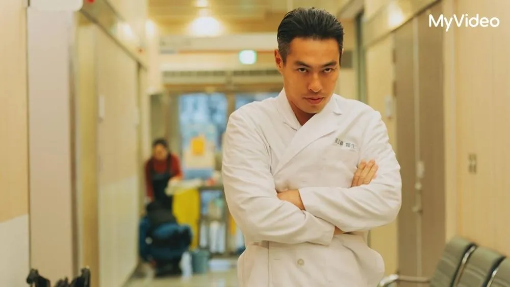 楊祐寧在劇中飾演一名黑道大哥，費洛蒙爆棚。（圖／愛奇藝國際版、壹壹影業 提供）