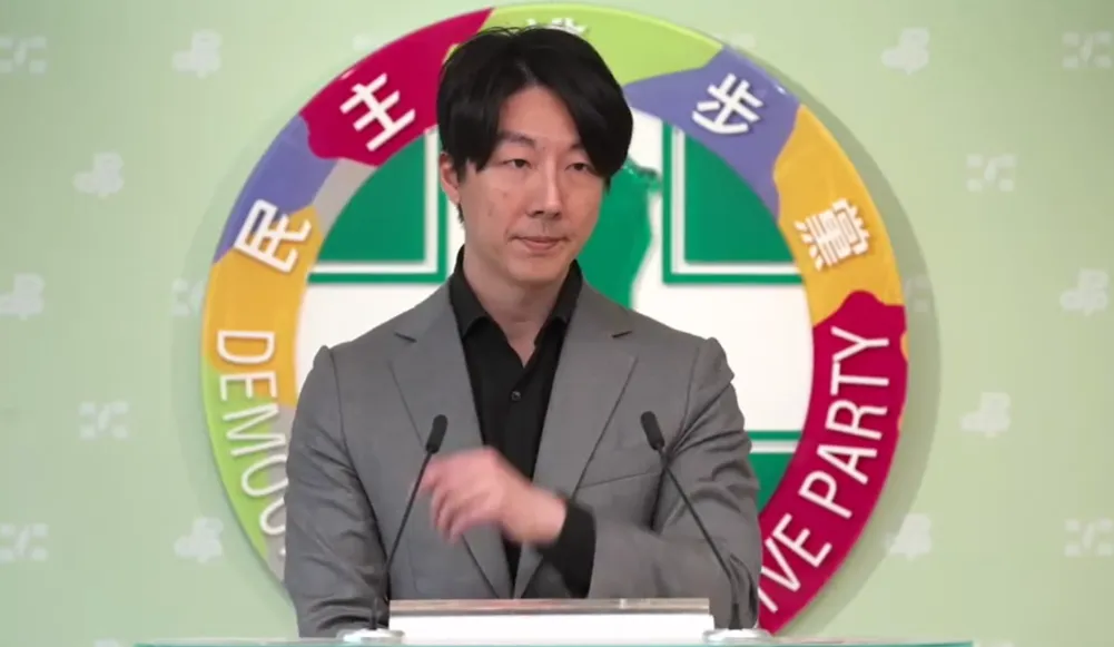 民進黨發言人吳崢8日轉述黨主席賴清德在黨中執會中談話。（圖／翻攝民進黨YouTube）