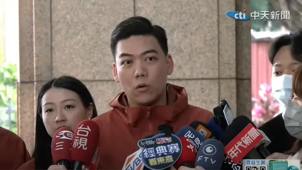 罷免吳思瑤提案領銜人賴苡任（攝自中天新聞）