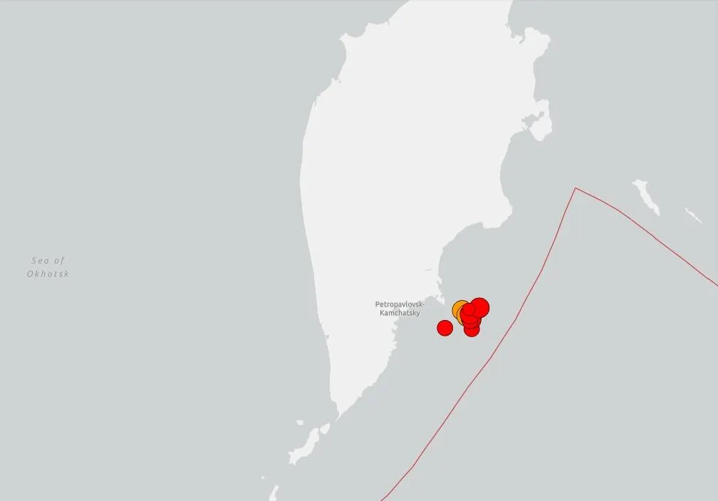 俄羅斯東部堪察加半島外海震不停。（圖／翻攝自USGS）
