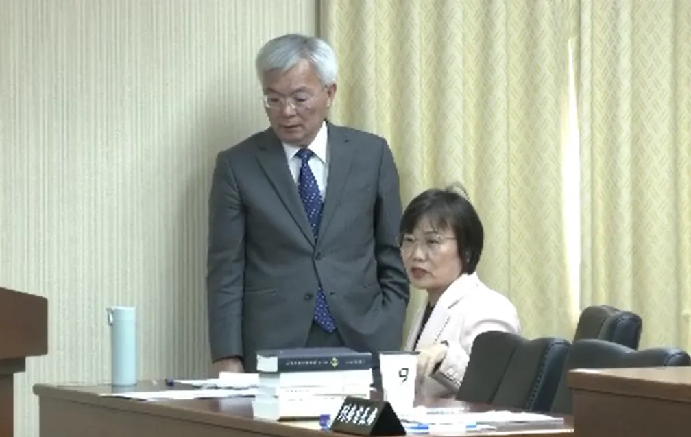 內政部長劉世芳與警政署長張榮興29日赴立院內政委員會備質詢。（圖／中天新聞）