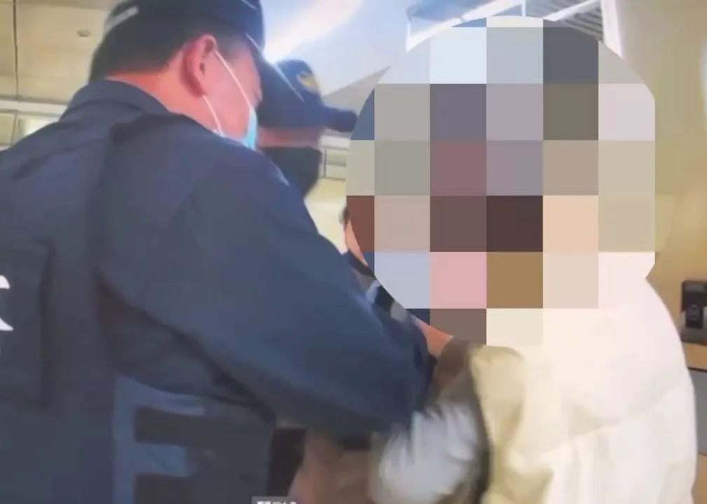 北捷白髮嬤又出事了。(圖/資料畫面,警方提供)