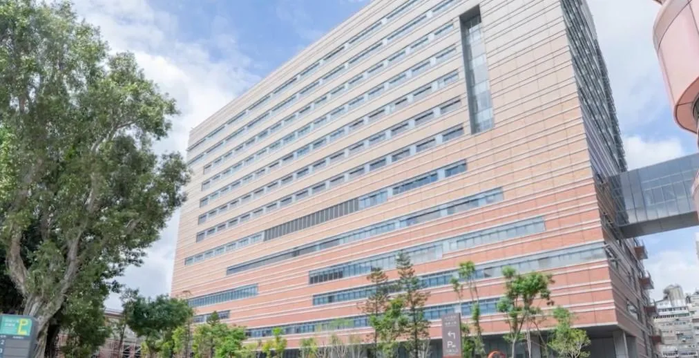 健康大樓歷經超過20年規劃,自2018年動土至今,耗時約8年進行規劃、建設及醫療服務整備。(圖/台大醫院)