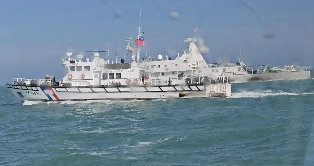 大陸海警船在今(13)日下午闖入我國金門海域。(圖/海巡署提供)