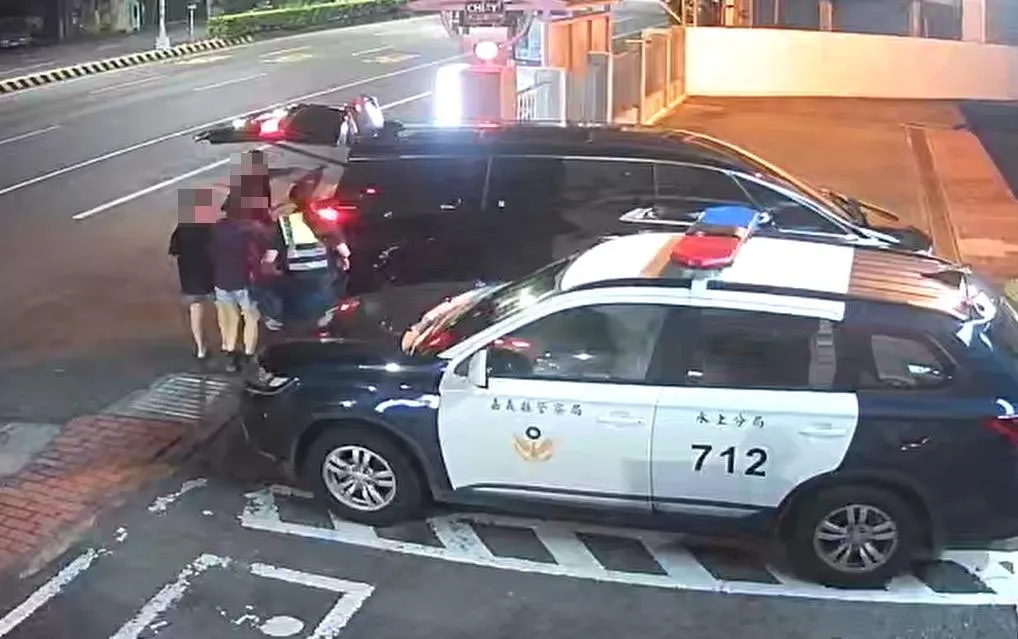 一名11歲林姓男童因弄丟學校作業本遭母親責罵，趁家人不注意負氣離家，獨自從高雄市鼓山區搭乘火車前往嘉義縣朴子市尋找外婆。（圖／翻攝畫面）