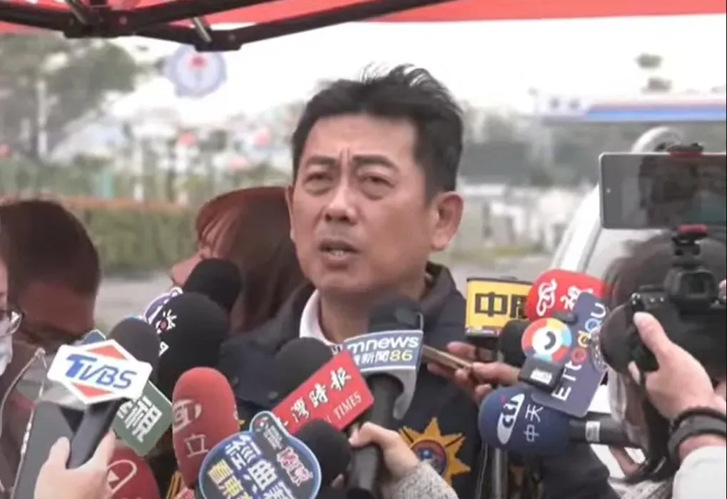 高雄市刑大技正林孝治說明。(圖/中天新聞)