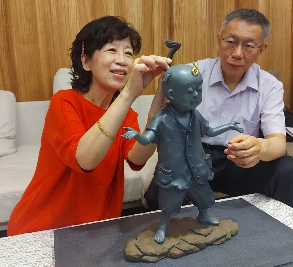 柯文哲妻子陳佩琪20日晚間臉書發文分享先生的近況。（圖／陳佩琪臉書）