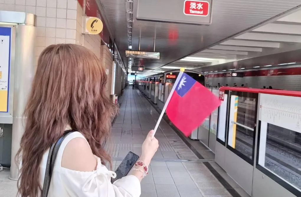 台北捷運為慶祝雙十國慶，在15個重要車站推出特別企劃。（圖／北捷提供）