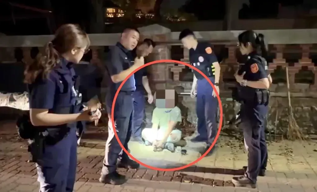 嫌犯晚間遭警方逮捕到案。（圖／翻攝畫面）