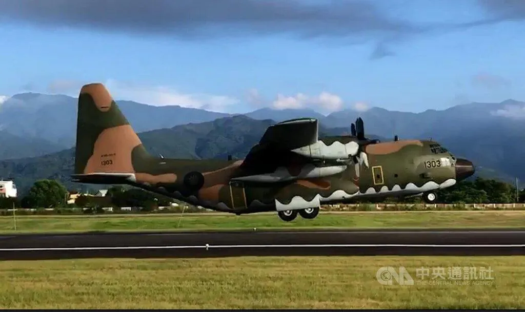 空軍C-130H運輸機將性能提升 。(圖/中央社)