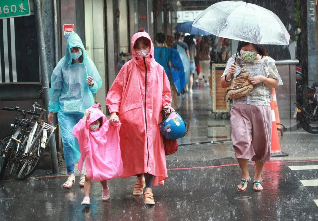 大雨示意圖。(圖/報系資料照)