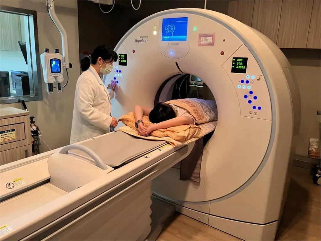 國健署自2022年起將低劑量電腦斷層（LDCT）納入肺癌早期篩檢項目。（圖／桃園市衛生局）