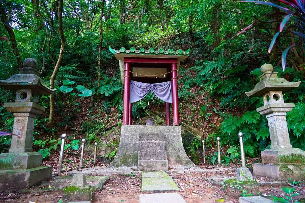 圓山水神社就在台北市士林商圈附近，神社主殿至今保存良好。（圖／翻攝自臺北旅遊網／高讚賢攝）