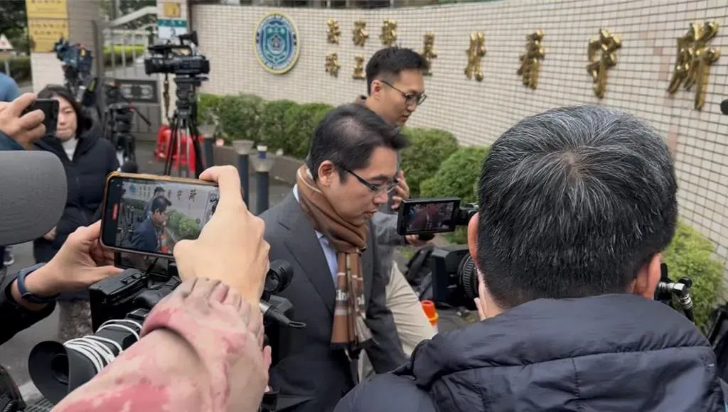 柯文哲日前再度遭更裁羈押禁見，重回台北看守所，柯的律師陸正義赴北所律見。（圖／報系資料照）