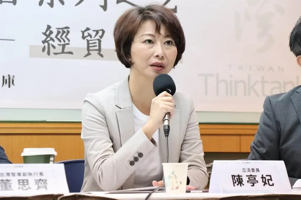 陳亭妃認為若柯建銘和莊競程真這樣說，時間點非常不適當。（圖取自陳亭妃臉書）