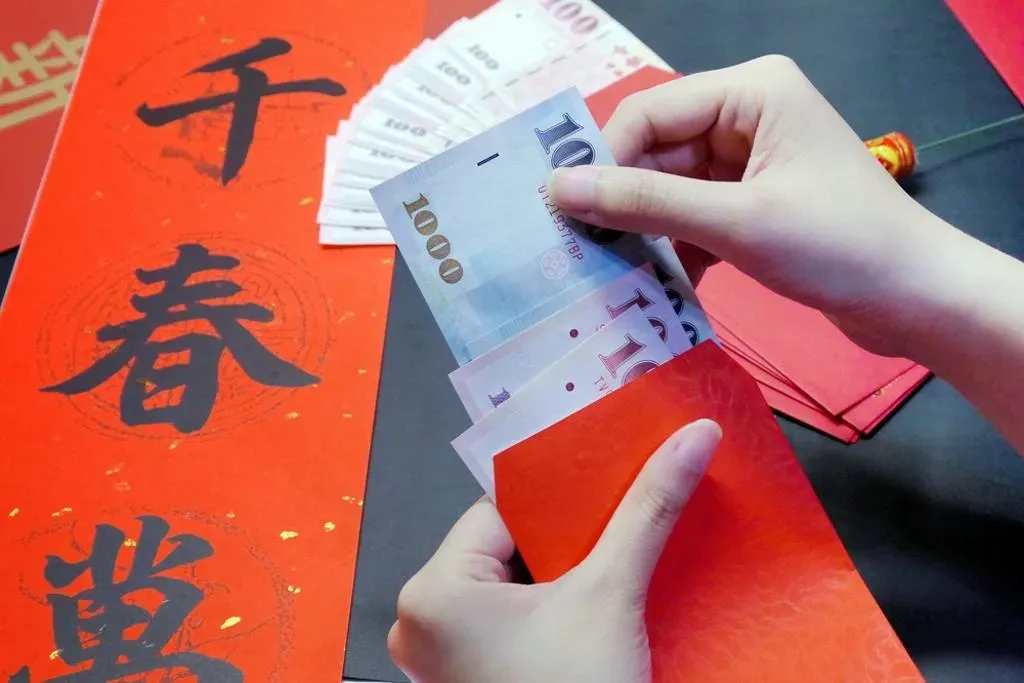 2025農曆春節年關將至，包紅包的習俗不可免。（示意圖：shutterstock／達志）