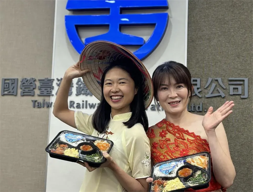 台鐵「桃喜便當-台式打拋豬」獻禮台灣燈會。（圖／台鐵提供）