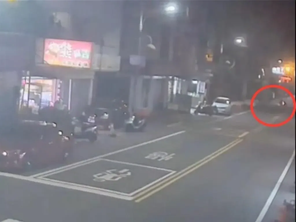 台中市警察局烏日分局瑞井派出所林姓所長21日晚間涉酒後騎車（圖／翻攝畫面）