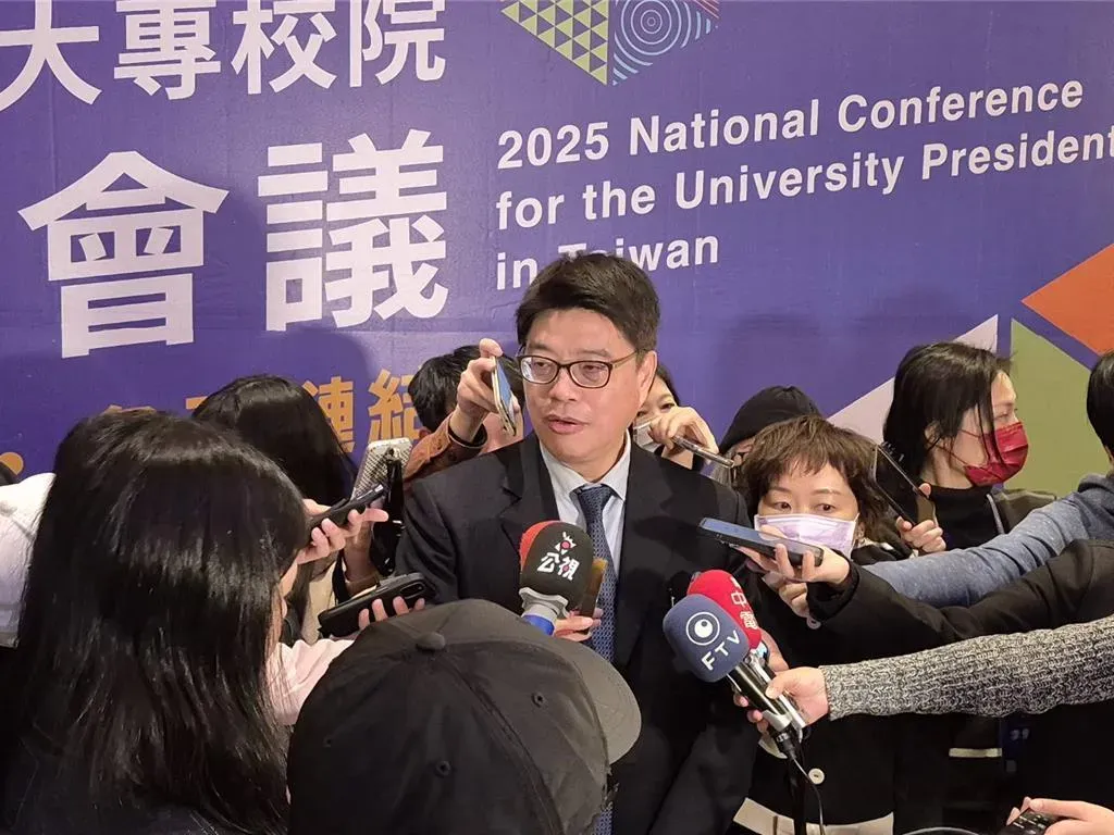 邱垂正今嚴正表示，對於唱和中共消滅中華民國主權的少數台灣藝人，給予最嚴厲的譴責，並依照兩岸條例相關規範進行查處。（圖/資料照）
