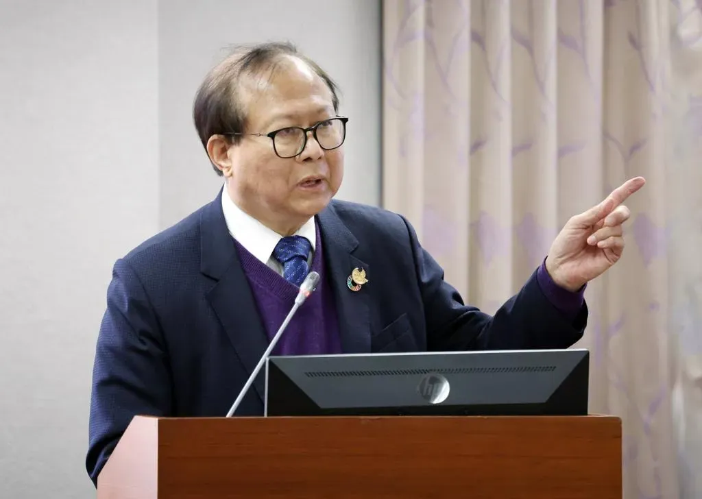 行政院人事行政總處人事長蘇俊榮20日在立法院答詢。（圖／中時姚志平攝）