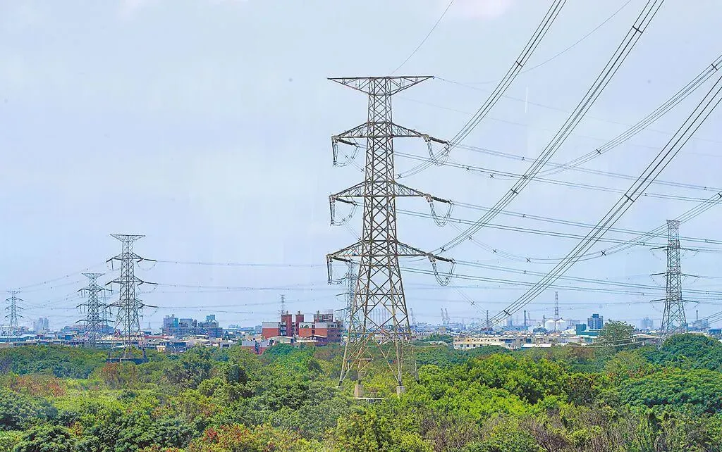 台電連年虧損的原因引發社會熱議，經濟部臉書發文說明原因。（資料照／中時報系）