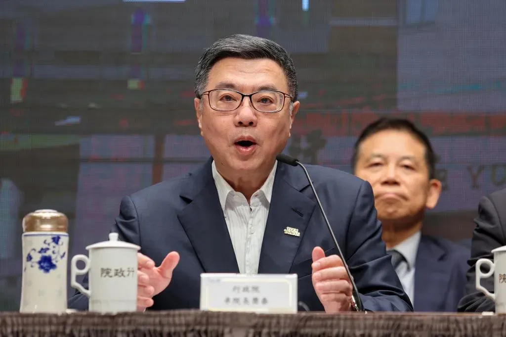 川普宣布對台課徵32％對等關稅，行政院長卓榮泰今日率部會首長開記者會向國人說明因應政策。（圖/資料照）
