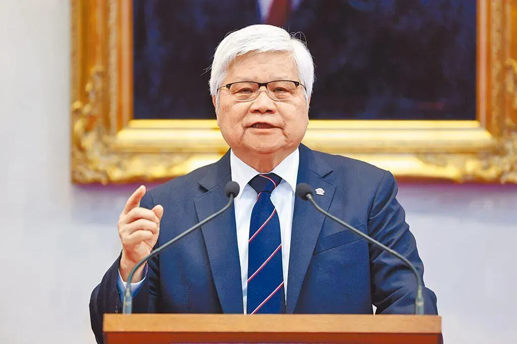 公開資訊觀測站顯示,台積電董事長魏哲家今年4月透過集中市場買進20張自家股票。(圖/資料照)