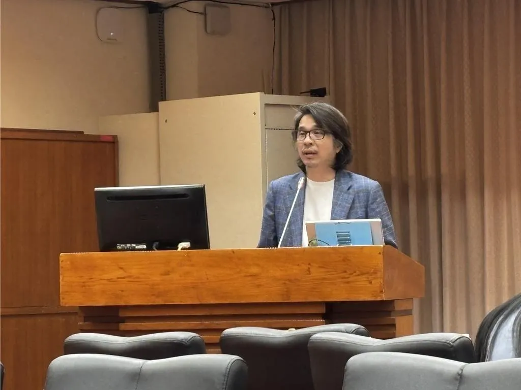 教育部次長葉丙成20日前往中央大學進行演講，卻因先前在個人社群平台發布的性平事件相關文章爭議未平，要嗆聲快閃。（圖/資料照）
