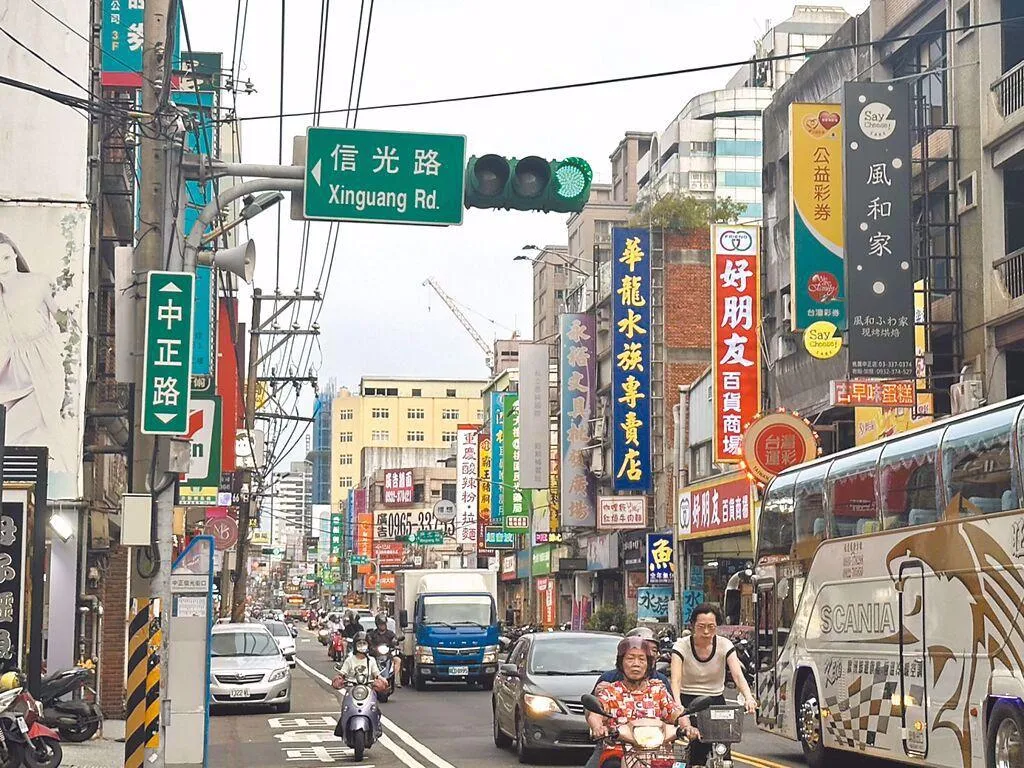 內政部於5月18日公布處理威權象徵進度,其中針對全台「中正路」改名議題引發討論。(示意圖/資料照)