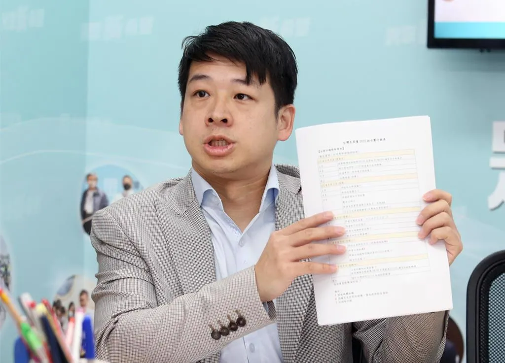 民眾黨副秘書長許甫今坦言，黨內基層對此議題意見分歧，除非8月黨代表大會有人提案，否則將依現行規定執行。（圖/資料照）