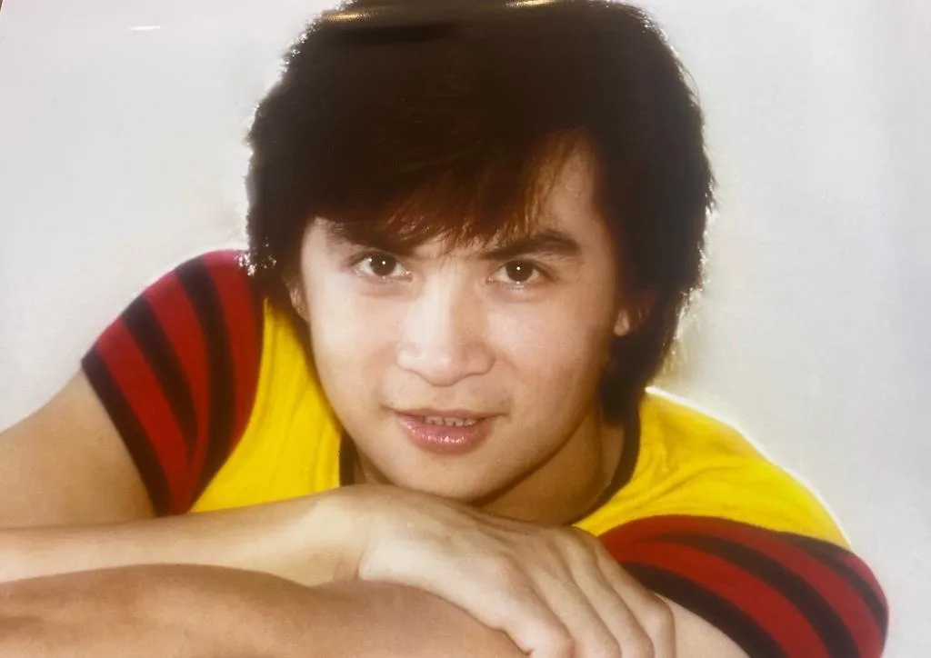 資深影星李小飛（本名李松烟）本月24日驚傳因肝癌病逝，享壽76歲。（圖/李翔提供）