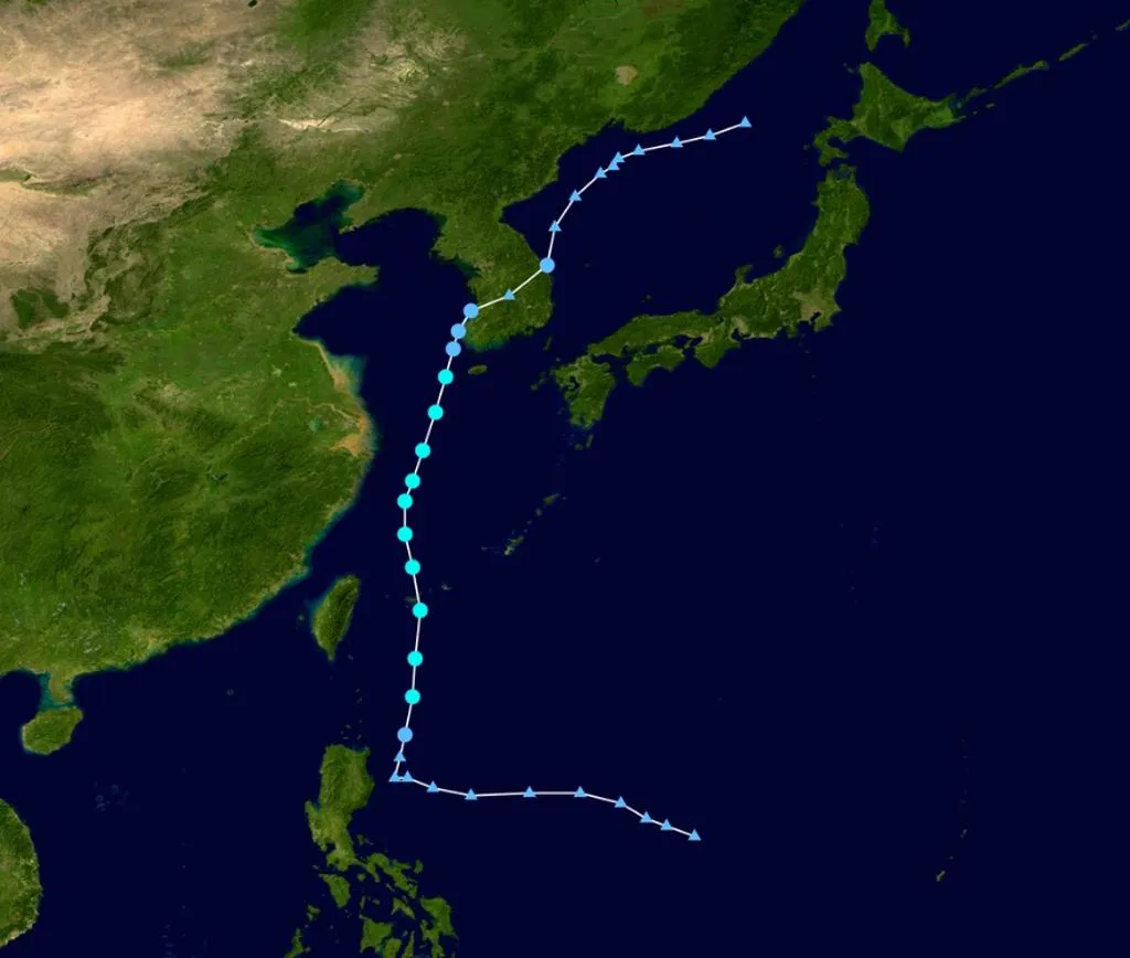 2019年首個讓台灣發布陸上警報的颱風也叫丹娜絲。（圖／NASA、維基百科）
