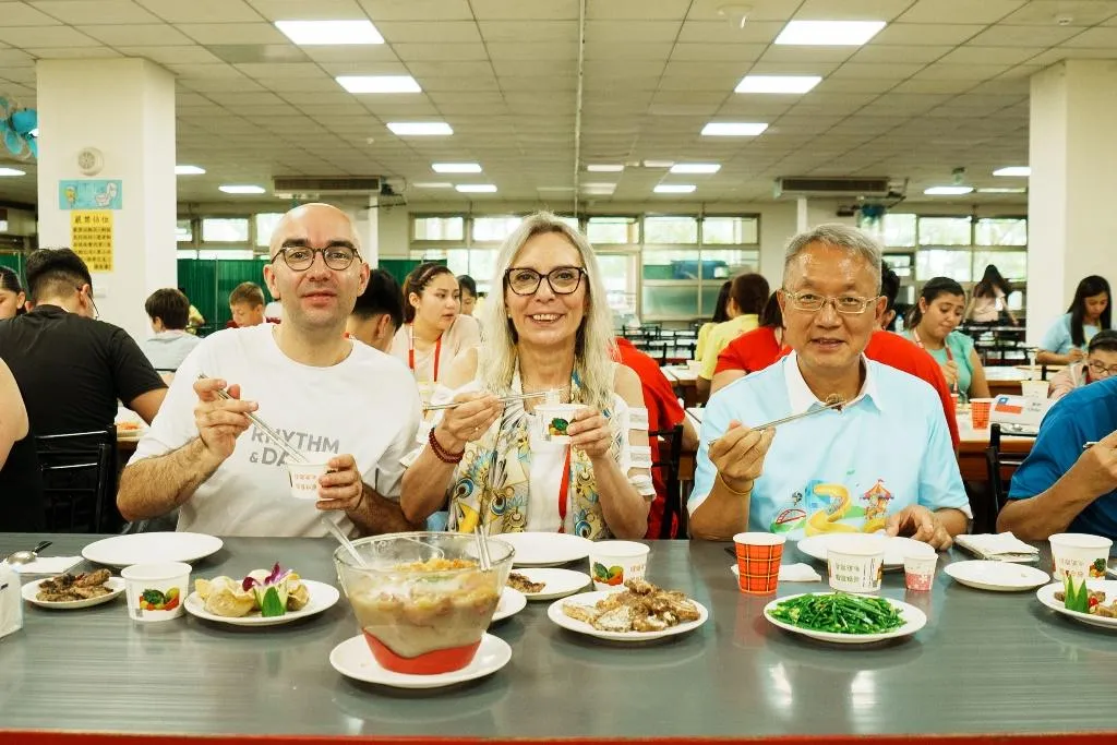 感受來自異鄉的熱情款待與真摯友誼。（圖／宜蘭縣政府）