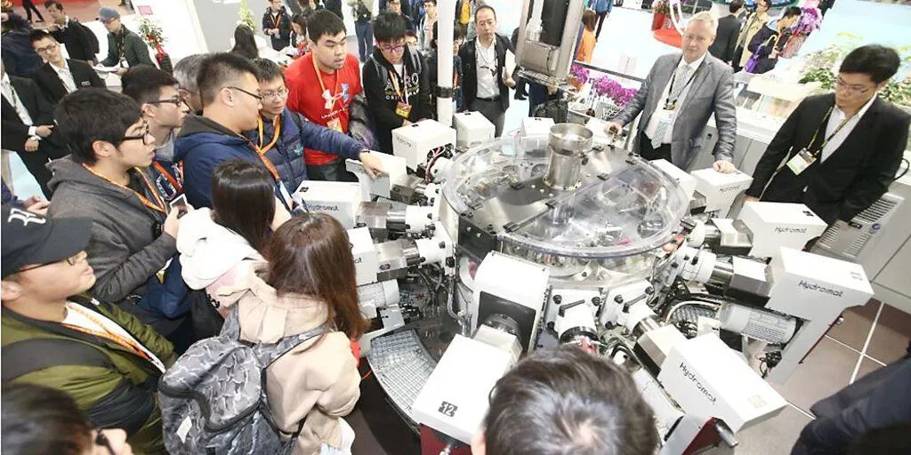 市場關注台美關稅談判結果和新台幣匯率，工具機公會理事長陳伯佳表示，期盼關稅結果低於日、韓等競爭國。（圖/資料照）