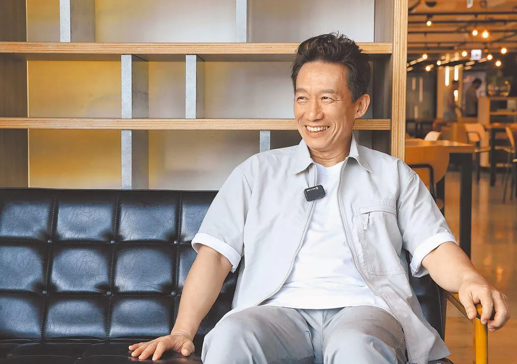 郭子乾感謝父母從小到大的開明教育，讓他至今仍能在電視圈做自己喜歡的事。（圖／中時 王英豪攝）