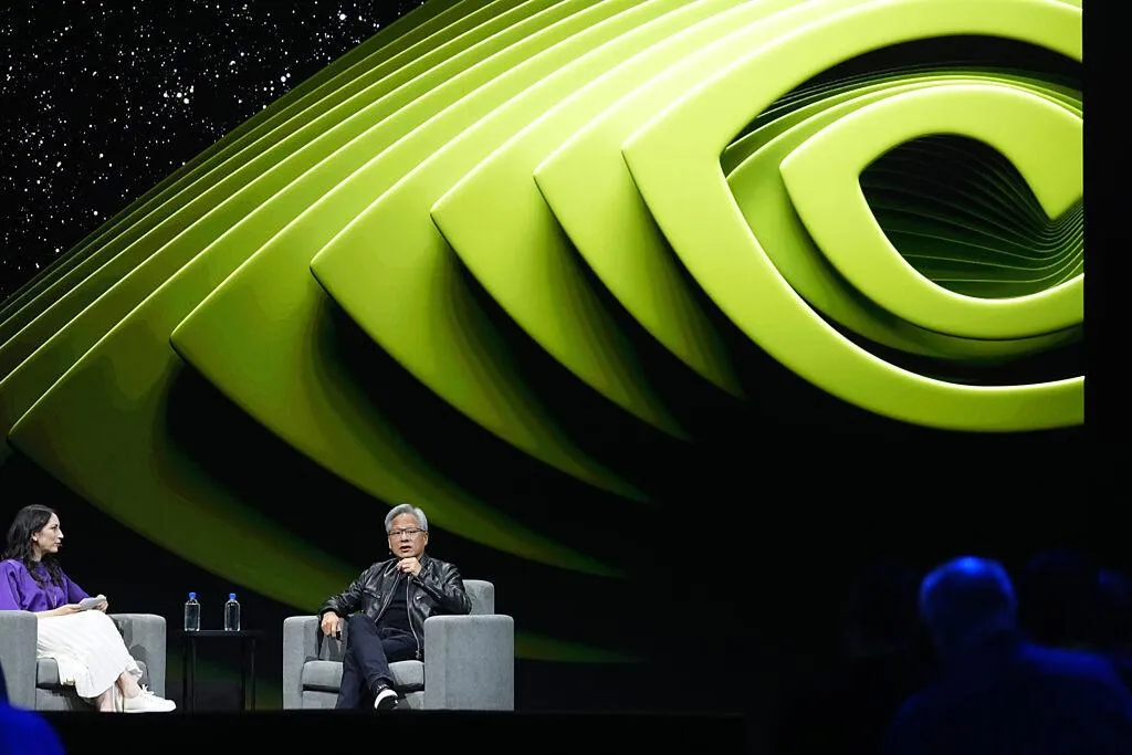大陸網信辦31日約談美國晶片大廠輝達（NVIDIA），要求輝達就對大陸銷售的H20算力晶片漏洞後門安全風險問題，進行說明並提交相關證明資料。（圖/美聯社）