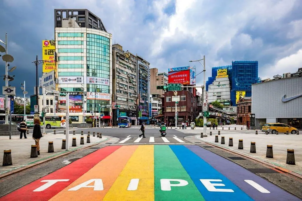 過往TAIPEI字樣面向馬路引發討論。(資料照/北市觀傳局提供)