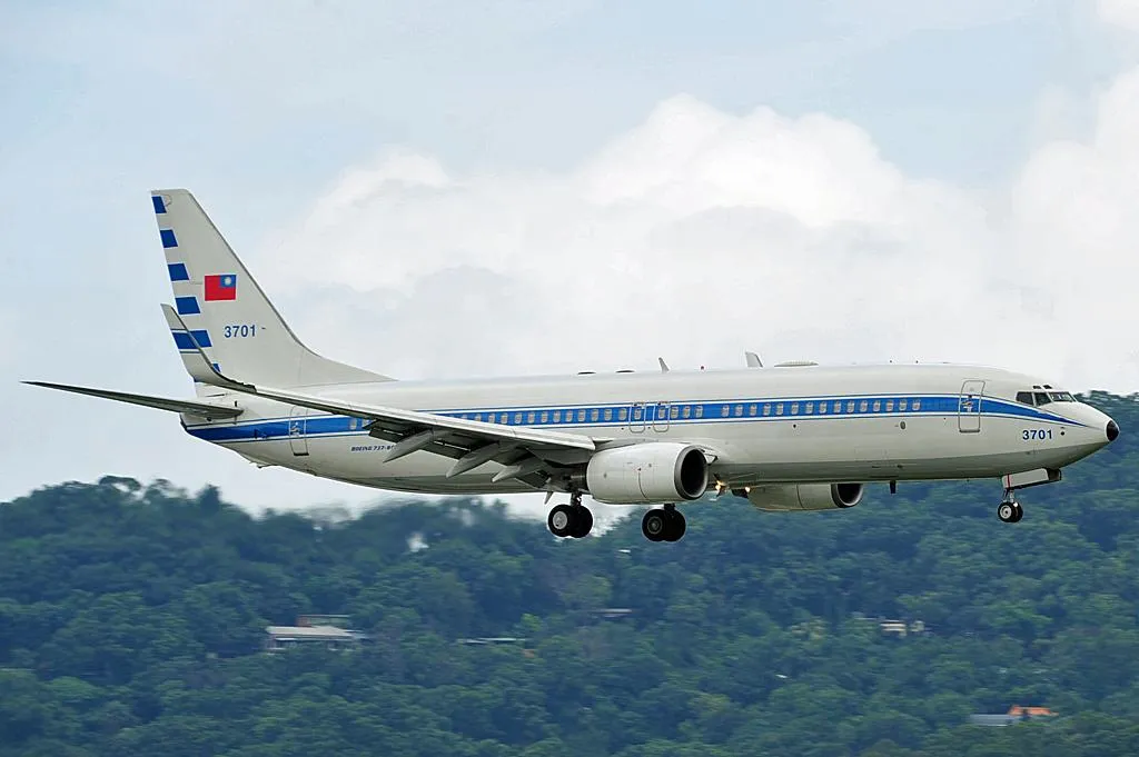 空軍專機隊波音B737-800總統專機。(圖/維基百科Steven Byles)