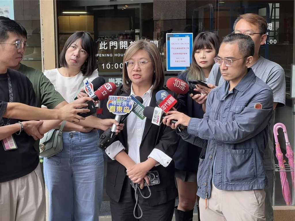 陳培瑜在臉書發文表示,上一篇有關關稅的社群貼文中,筆誤將徐巧芯寫成未到機密會議,在此向徐巧芯致歉。 (圖/資料照)