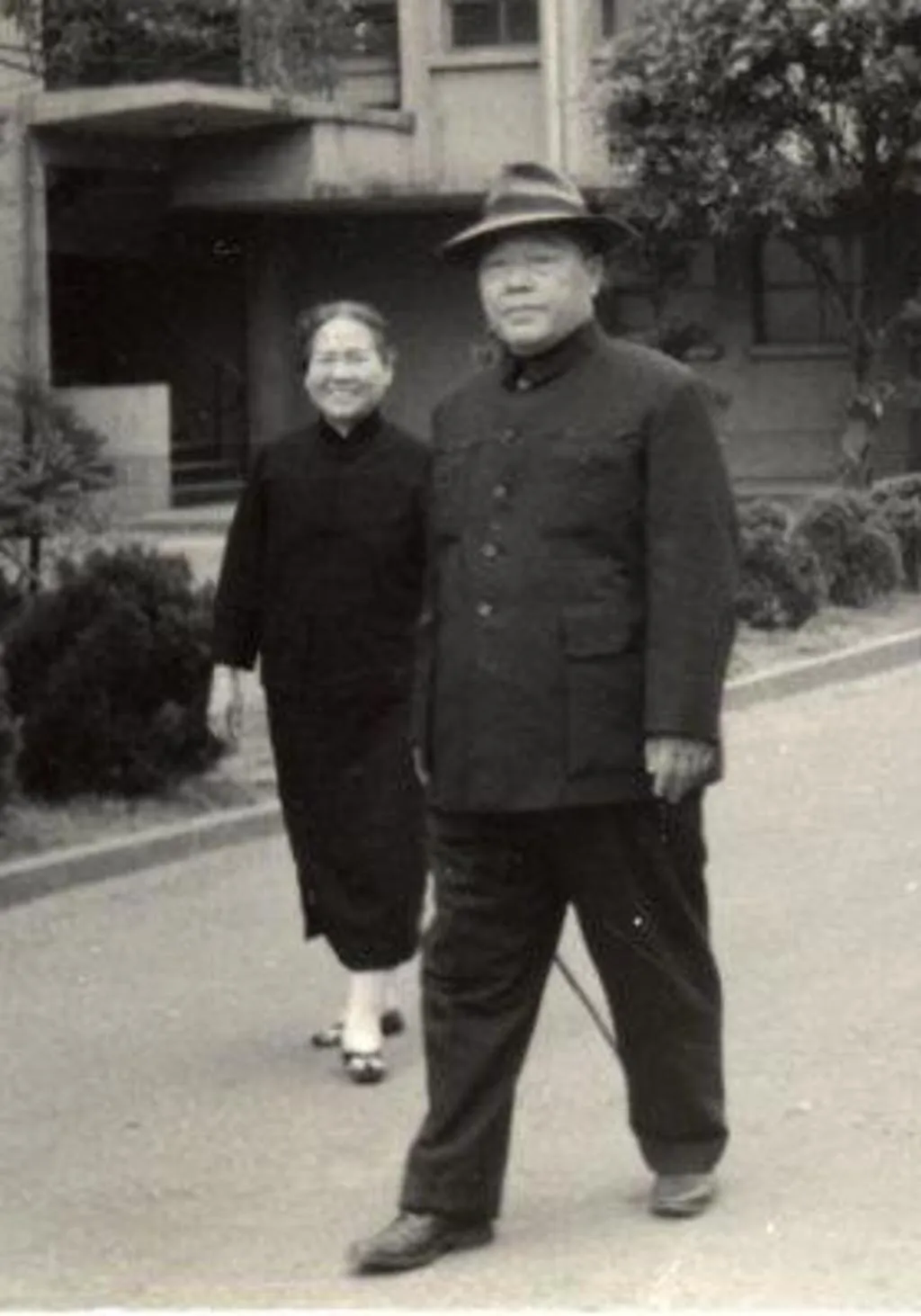 李富城的父母親。（圖／李富城 提供）