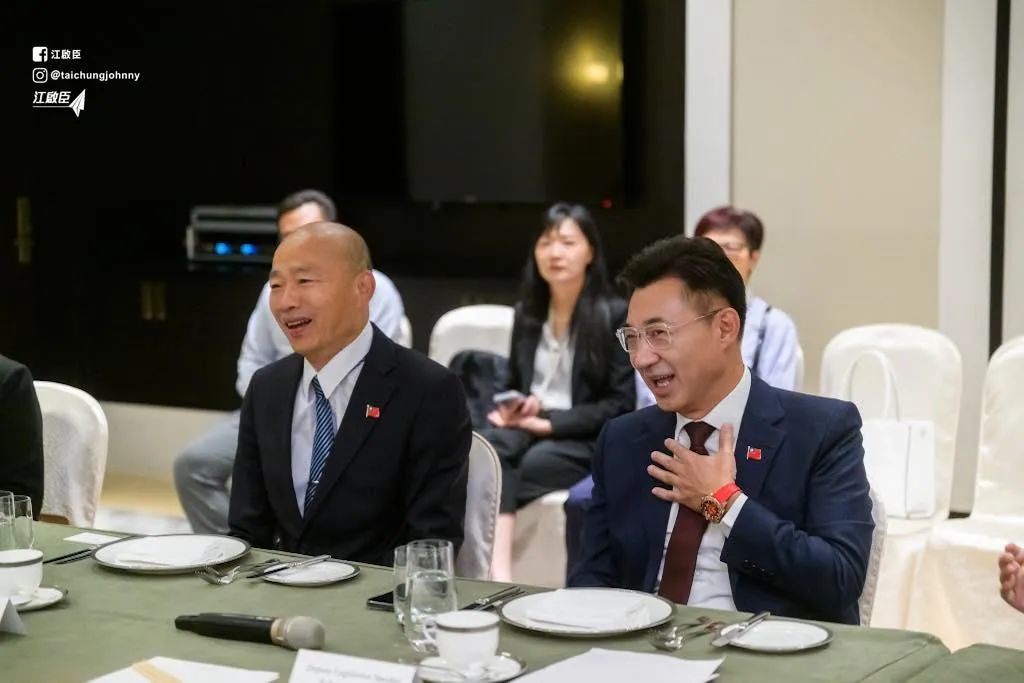 立法院長韓國瑜、副院長江啟臣。（圖／翻攝江啟臣臉書）