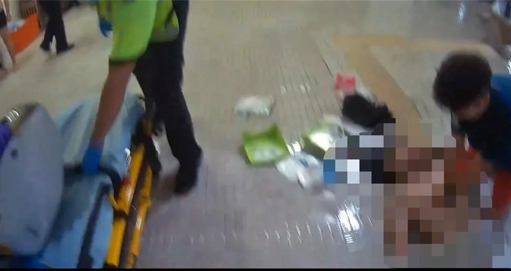 消防人員到場救援男子恢復生命跡象。(圖/新竹市消防局提供)