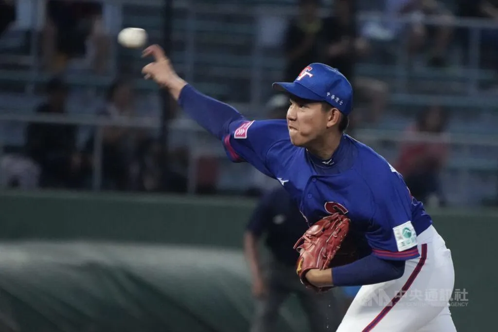 U18世界盃棒球賽中華隊13日在超級循環賽複賽最後一戰與地主日本隊交手，台灣方面派出二刀流張乙安（圖）掛帥先發。（圖／中央社）