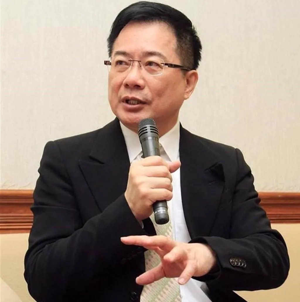 蔡正元認為，高雄比台南贏的機會高一些，因為高雄的民進黨候選人亂成了一團。（圖/資料照）