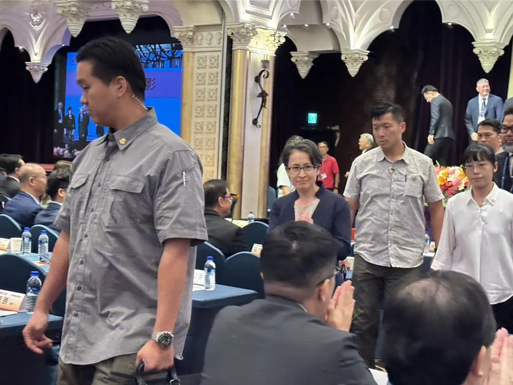副總統蕭美琴今日到台中出席工具機暨零組件工業同業公會會員代表大會。（圖／中時馮惠宜攝）