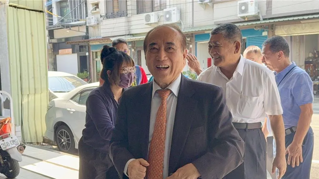 國民黨主席選舉18日在各地舉辦投票，前立法院長王金平上午11時30分赴高雄路竹區社南社區活動中心投票。（中時紀爰攝）